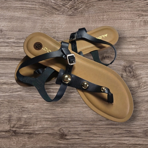 ⭐️Aldo Black and Gold Sandals with Geometric Design Size 10 - Picture 2 of 4